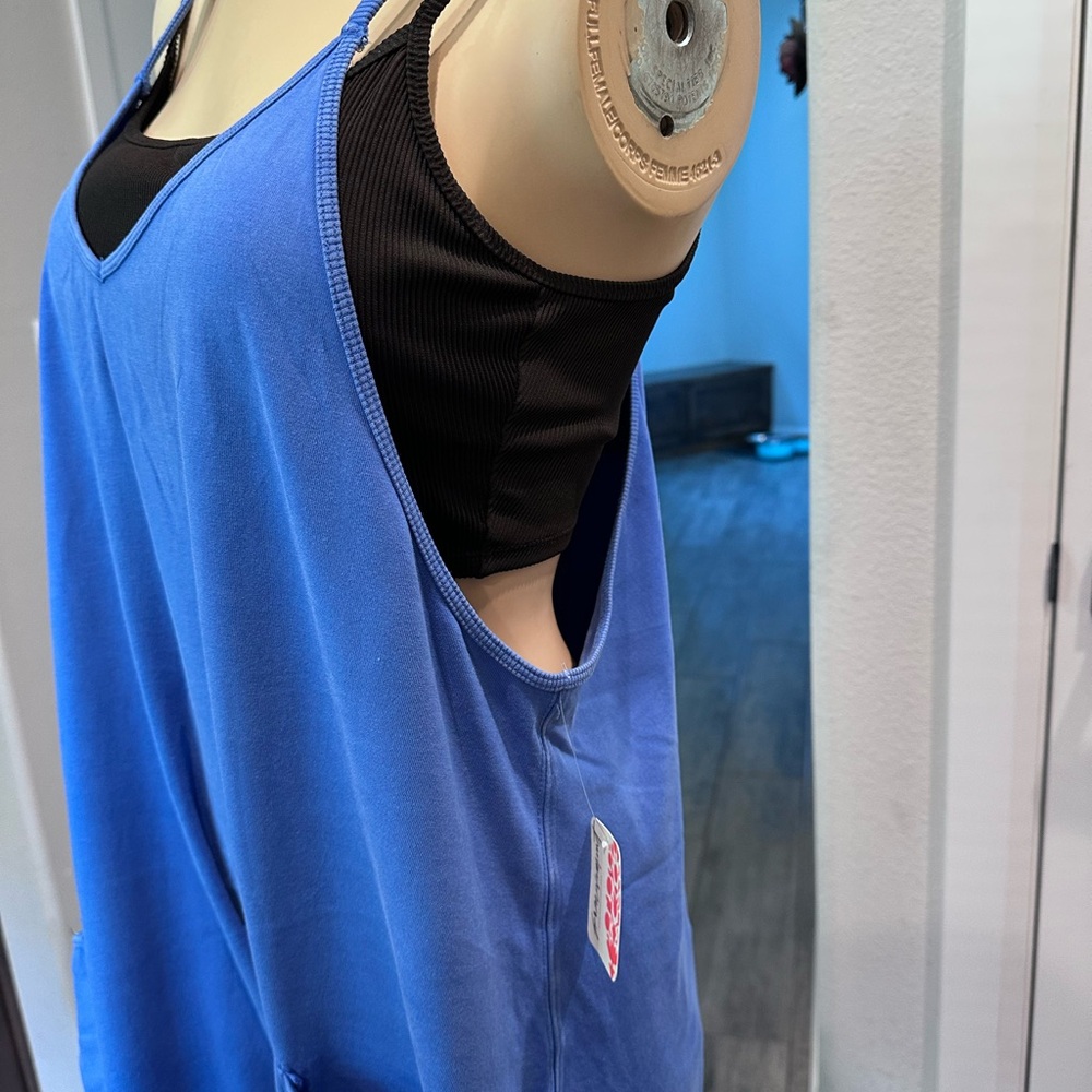 Blue Sleeveless Jumpsuit with Pockets - Picture 4 of 8